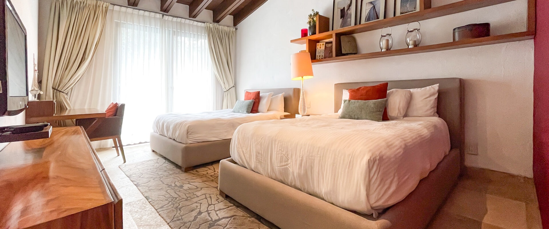 Real Estate Avándaro