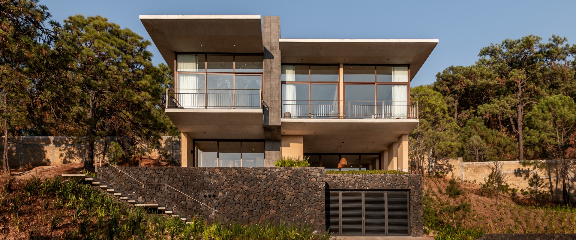 Real Estate Avándaro